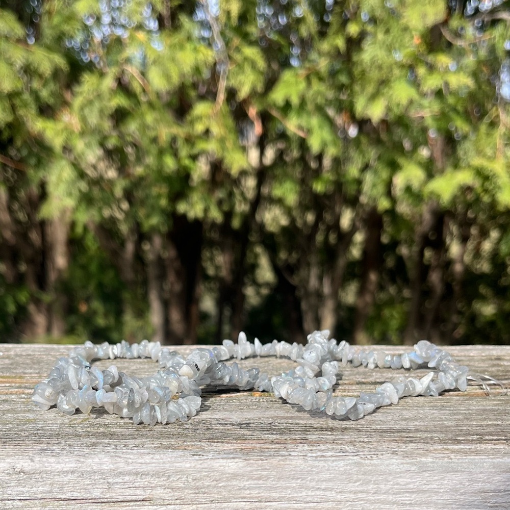 Labradorite Chip Beads - Picture 6 of 7